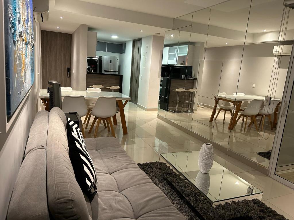 HERMOSO!! MODERNO, UBICACION EXCLUSIVA!! 2 ALCOBAS photo 1