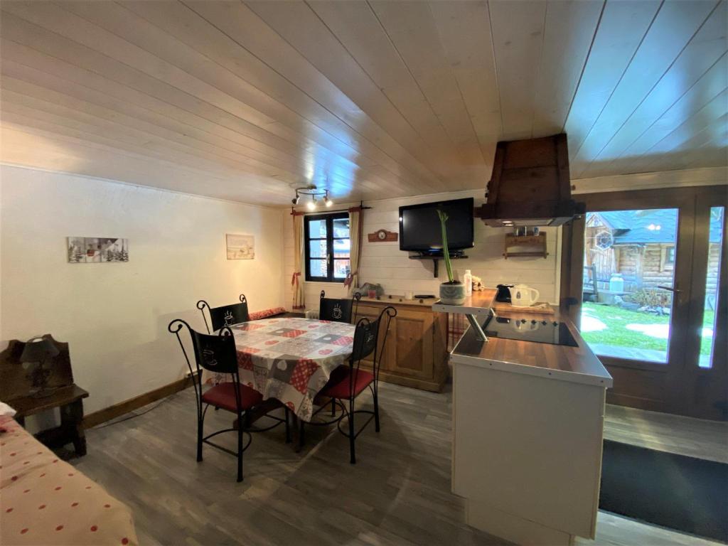 Appartement Morzine, 2 pièces, 4 personnes - FR-1-754-41 photo 3