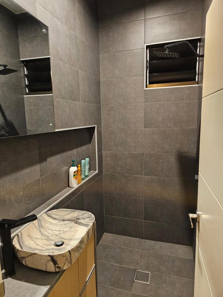 Executive Two Bedroom Villa For Hire in Nadi photo 4