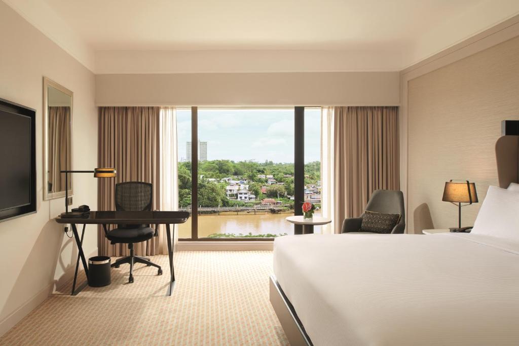 Hilton Kuching - Tap to explore photos