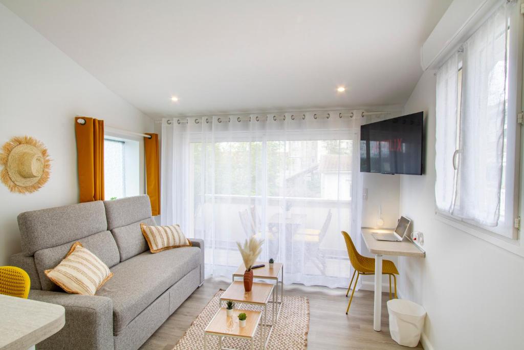 Soleil d'Été - Netflix & Wifi - Balcon - Parking Gratuit - check-in 24H24 photo 2