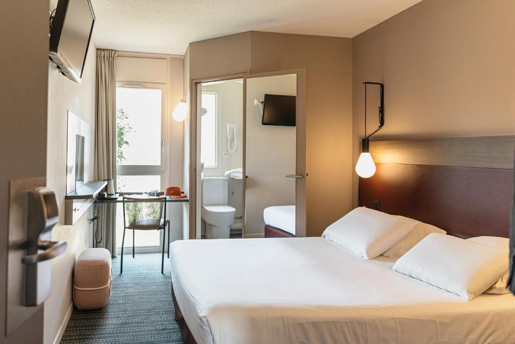 Hotel Kyriad Metz Centre - Tap to explore photos