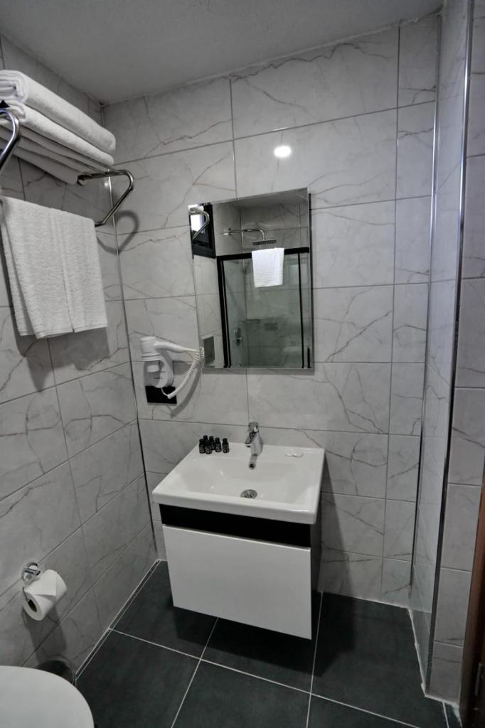 Shelton Airport Otel photo 1