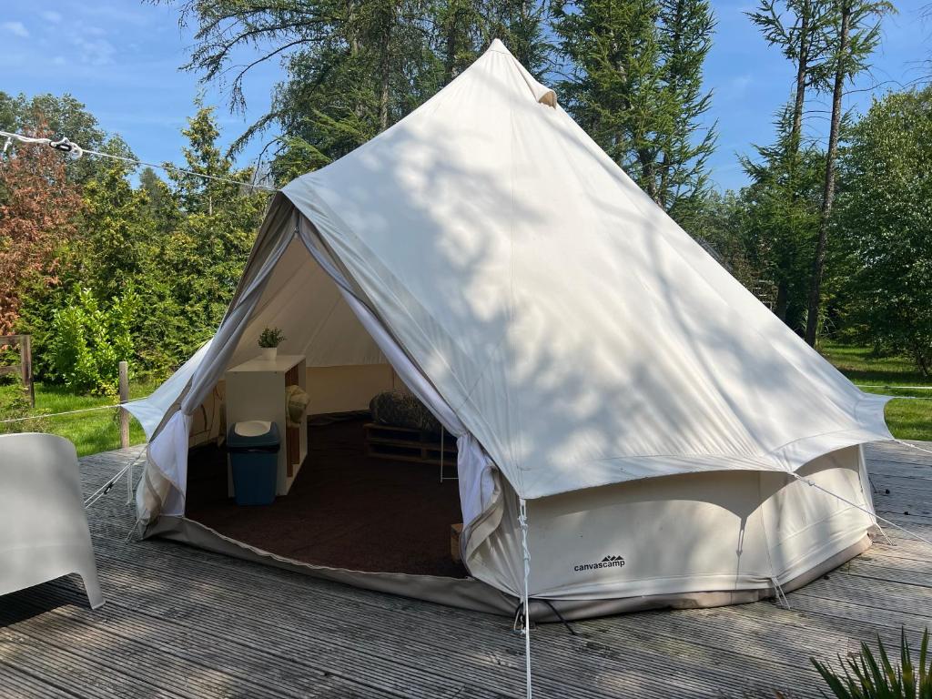 Glamplodge met privé sanitair photo 4
