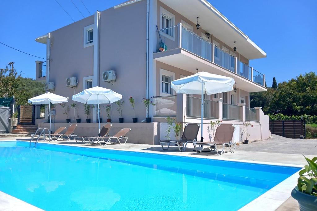 Villa Maria by PosarelliVillas