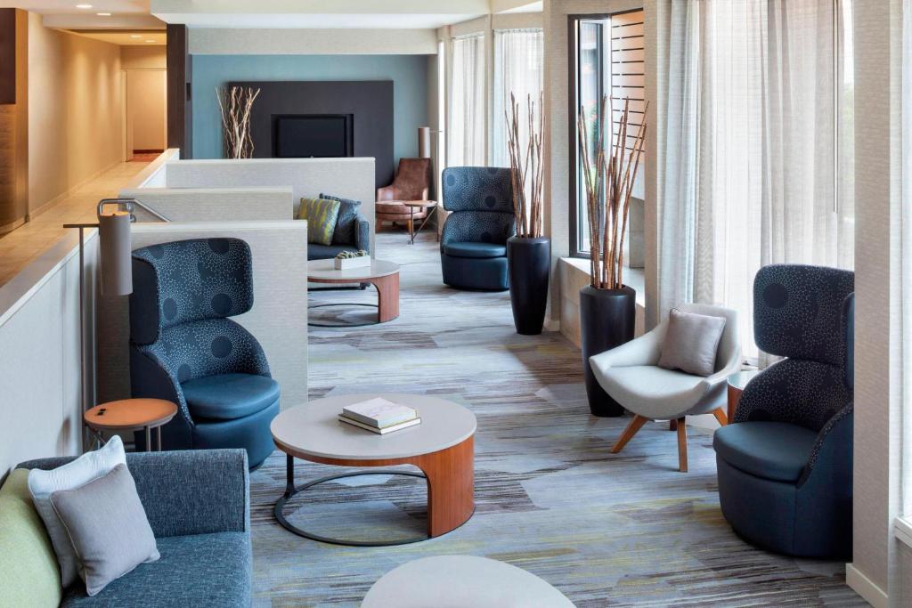 Courtyard by Marriott Tarrytown Westchester County image