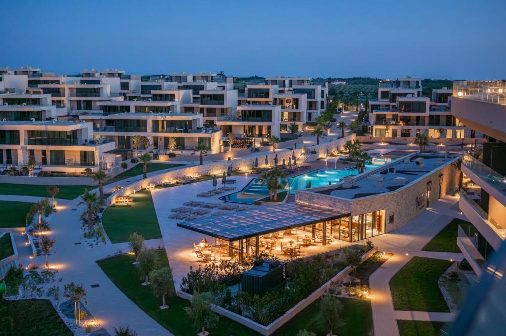 Petram Resort & Residences photo 1