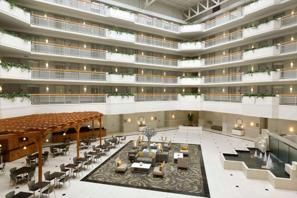 Embassy Suites Newark - Wilmington/South photo 4
