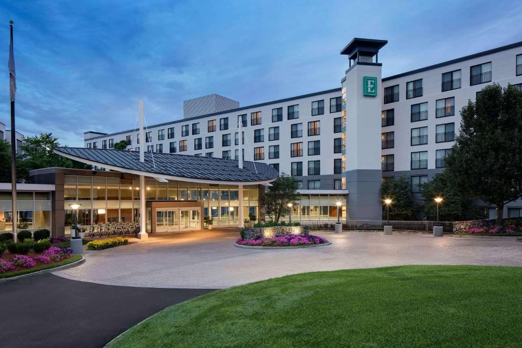 Embassy Suites by Hilton Boston Marlborough image