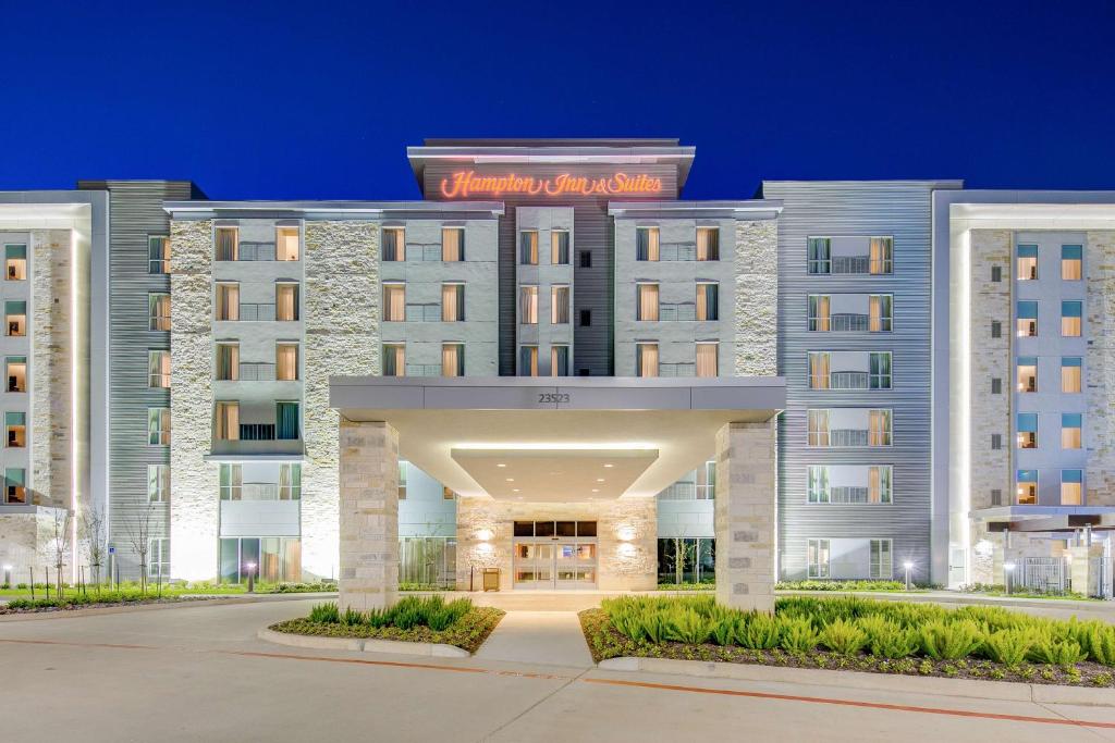 Hampton Inn & Suites North Houston Spring image