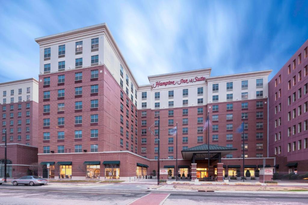 Hampton Inn & Suites Oklahoma City-Bricktown image