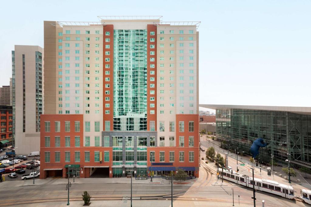 Embassy Suites by Hilton Denver Downtown Convention Center image