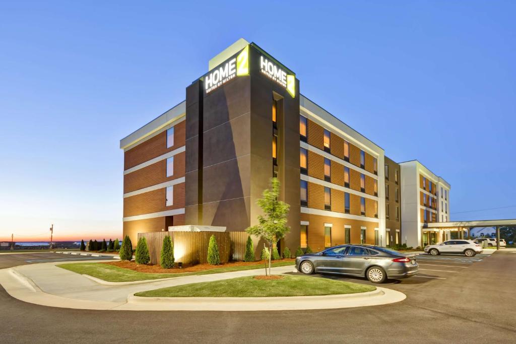 Home2 Suites by Hilton Decatur Ingalls Harbor image