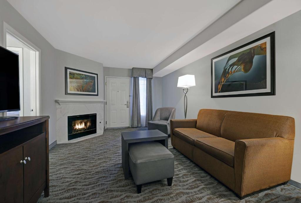 Homewood Suites by Hilton Vancouver-Portland image