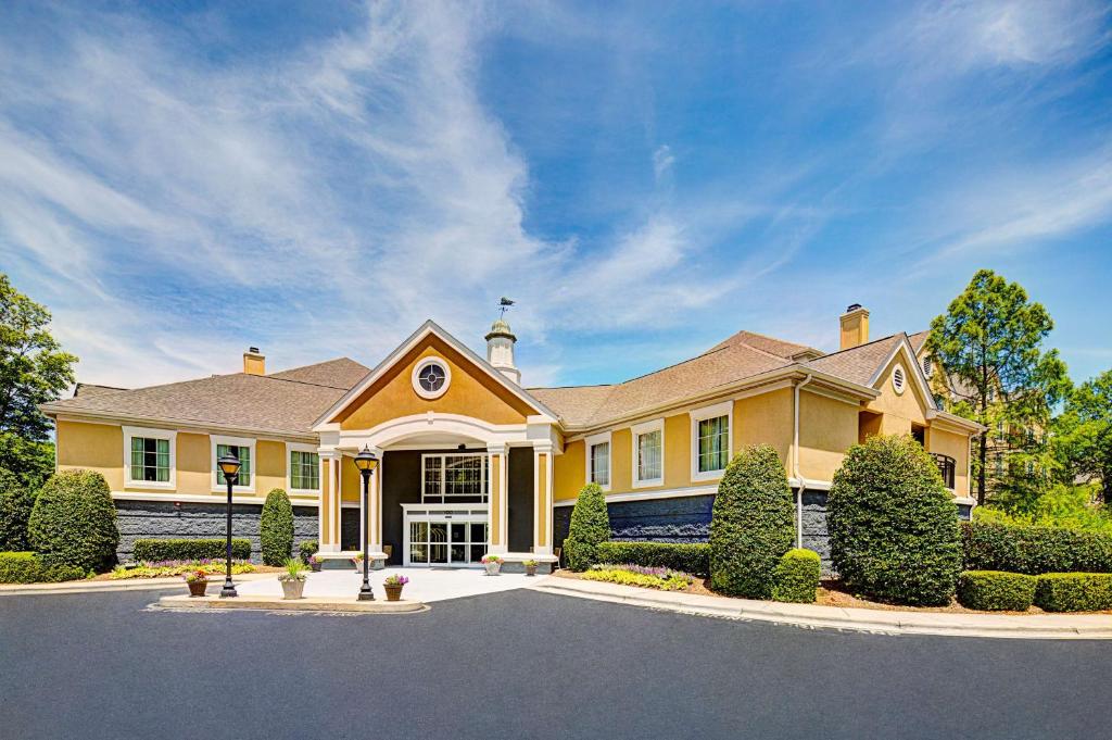 Homewood Suites by Hilton Raleigh/Cary image
