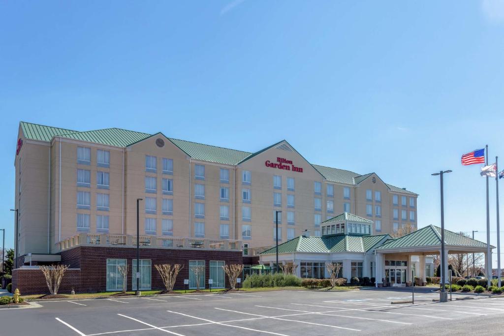Hilton Garden Inn Richmond South/Southpark image