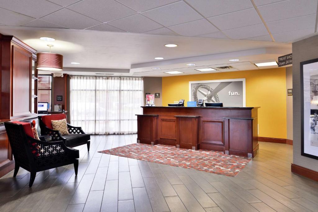 Hampton Inn Norfolk/Virginia Beach photo 4