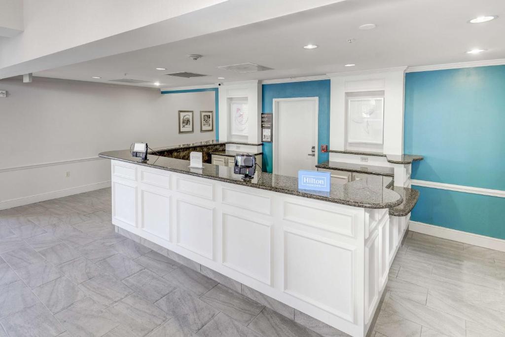 Hilton Garden Inn Waldorf photo 4