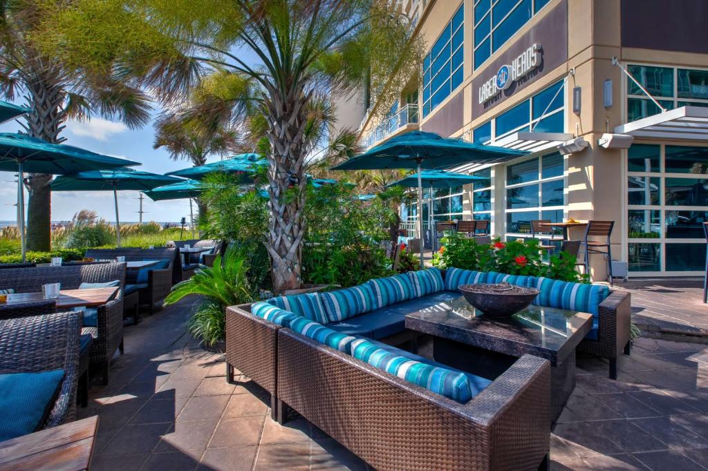 Hilton Garden Inn Virginia Beach Oceanfront photo 3