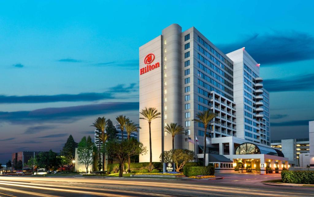 Hilton Woodland Hills / Los Angeles image