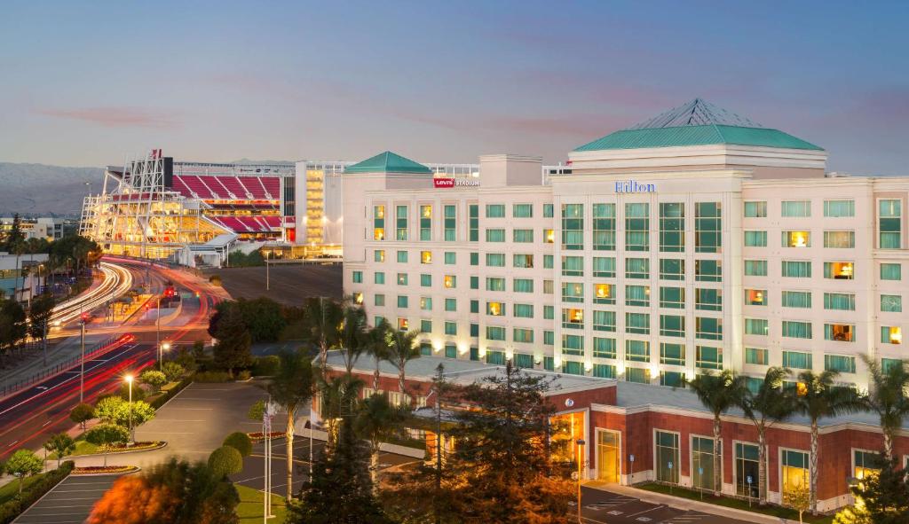 Hilton Santa Clara image