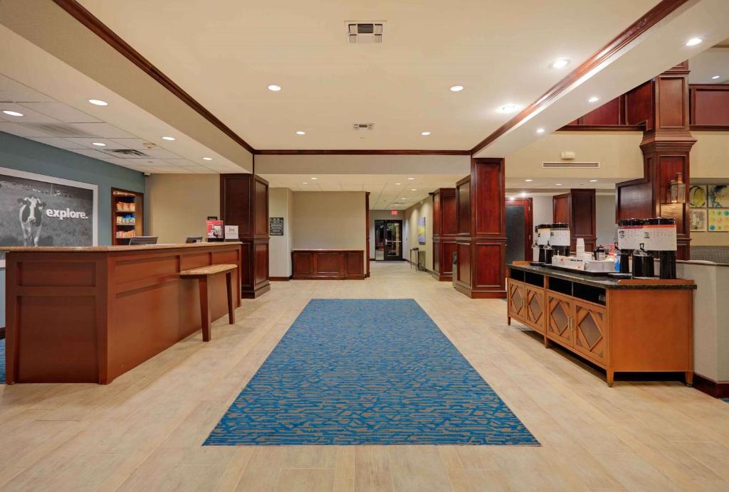 Hampton Inn & Suites Dallas-Arlington-South photo 2