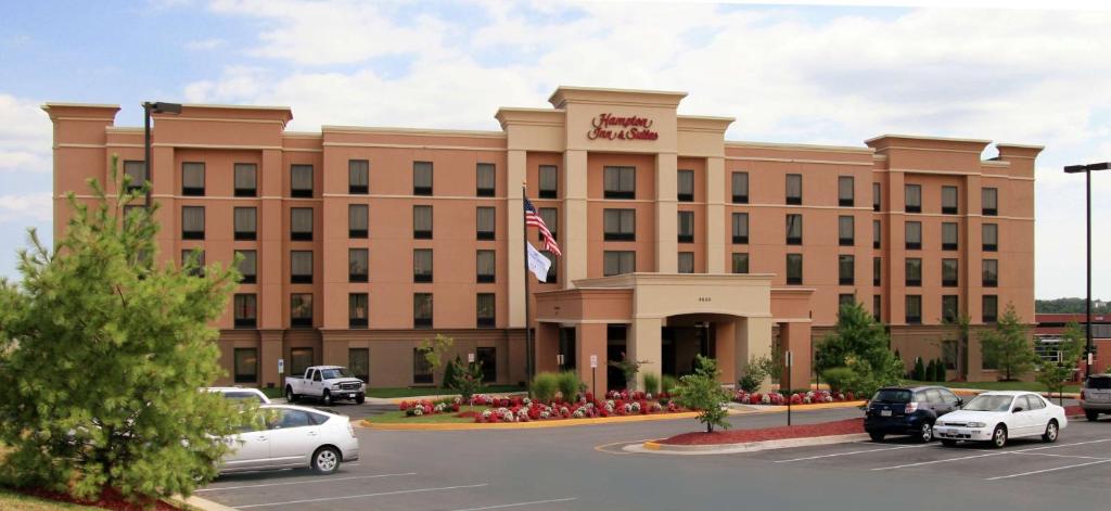 Hampton Inn and Suites Fredericksburg South photo 1