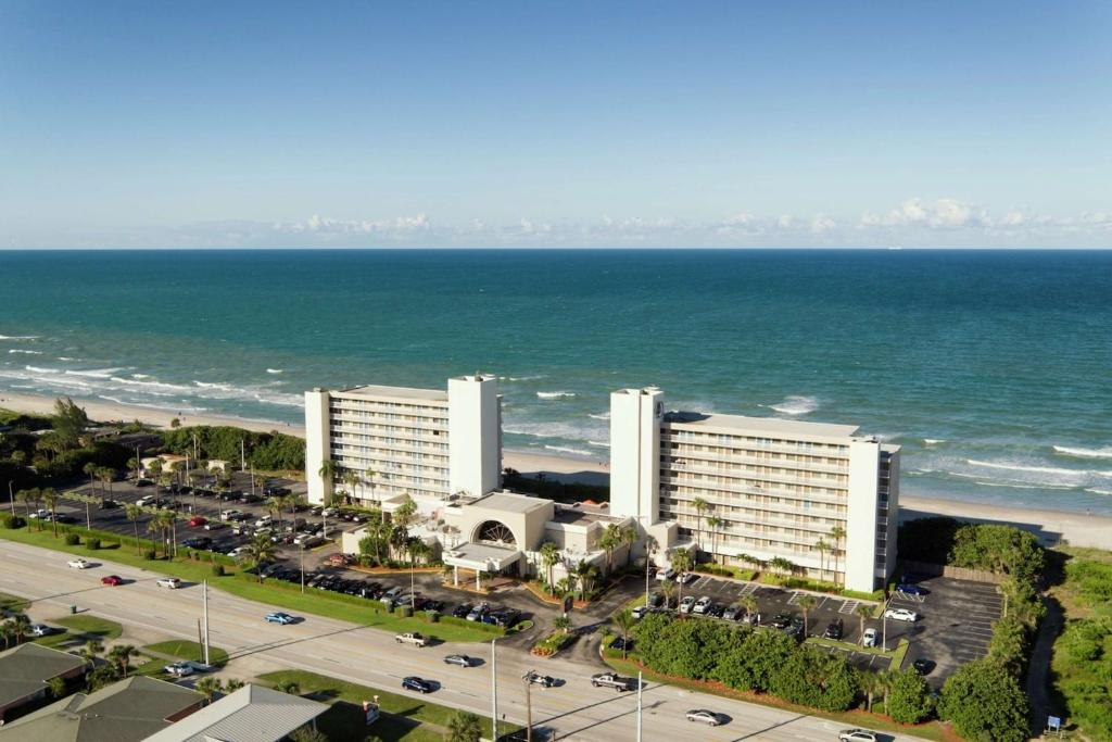 DoubleTree Suites by Hilton Melbourne Beach Oceanfront photo 3