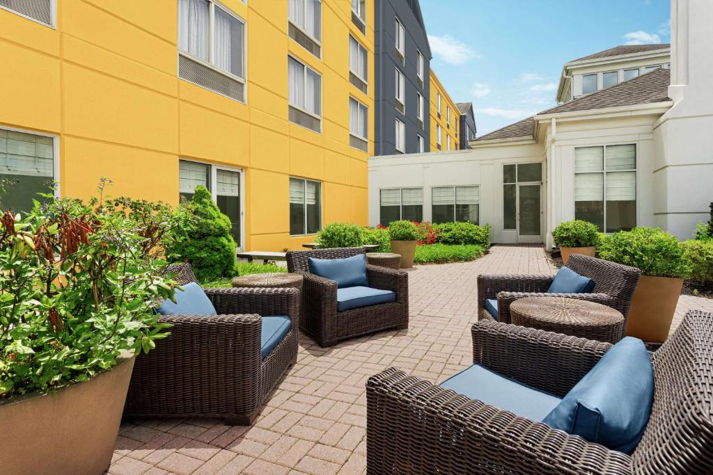 Hilton Garden Inn Allentown Bethlehem Airport photo 2