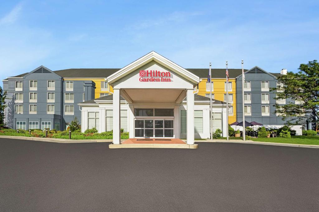 Hilton Garden Inn Allentown Bethlehem Airport image