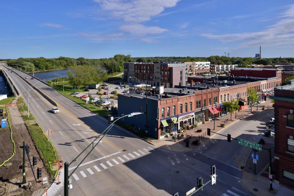 Hampton Inn Cedar Falls Downtown, Ia photo 2