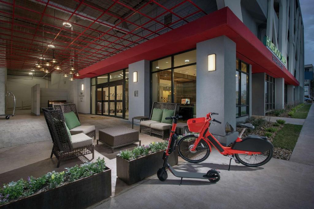 Homewood Suites by Hilton Austin Downtown photo 1