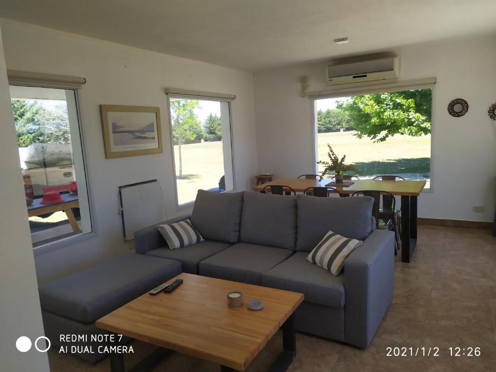 casa completa con piscina en barrio privado en dolares photo 2