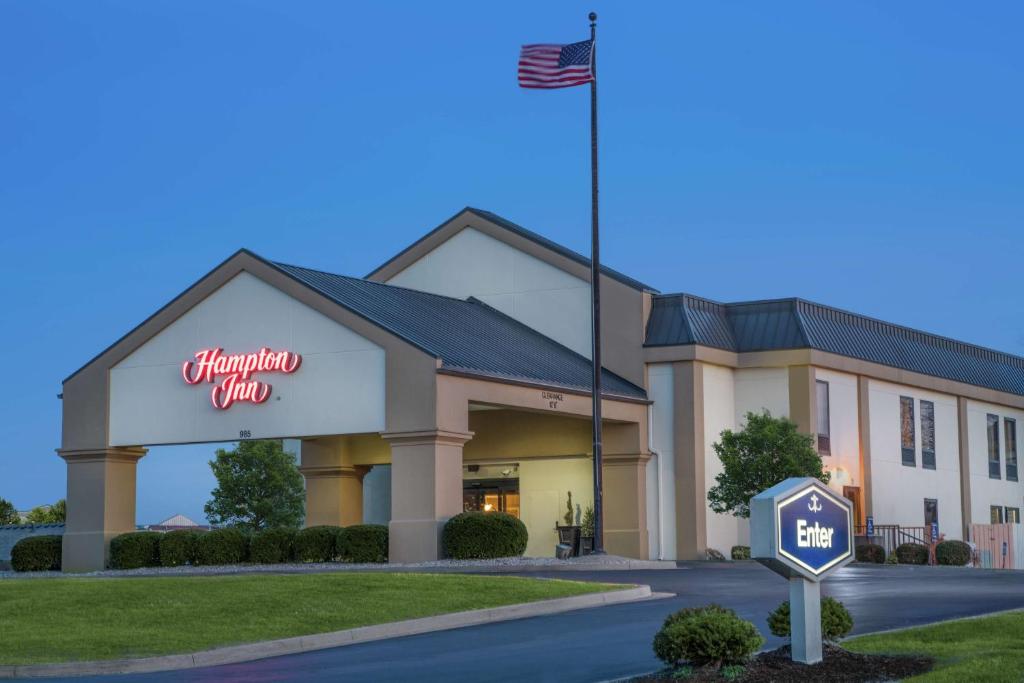 Hampton Inn Bardstown image