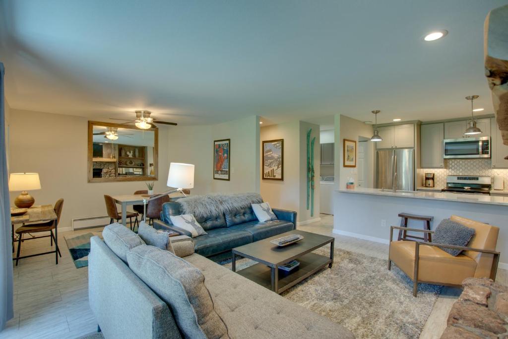 Renovated Avon Condo 5 Mins to Beaver Creek Resort photo 3