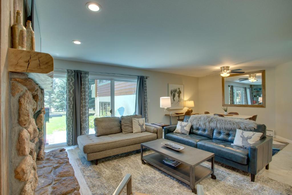 Renovated Avon Condo 5 Mins to Beaver Creek Resort photo 4