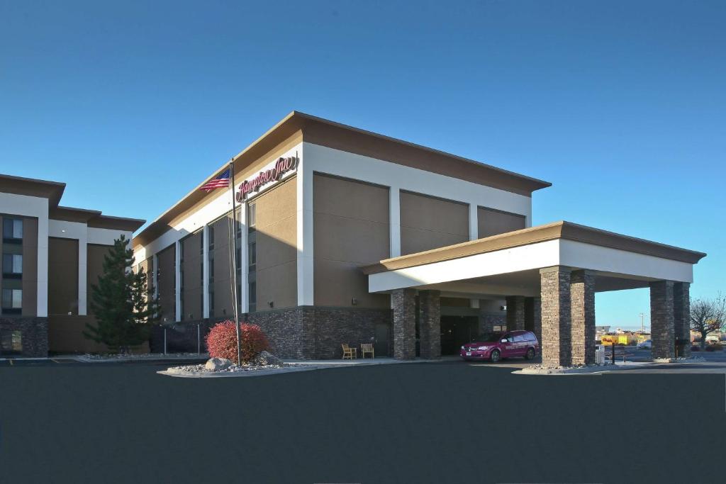 Hampton Inn Billings image