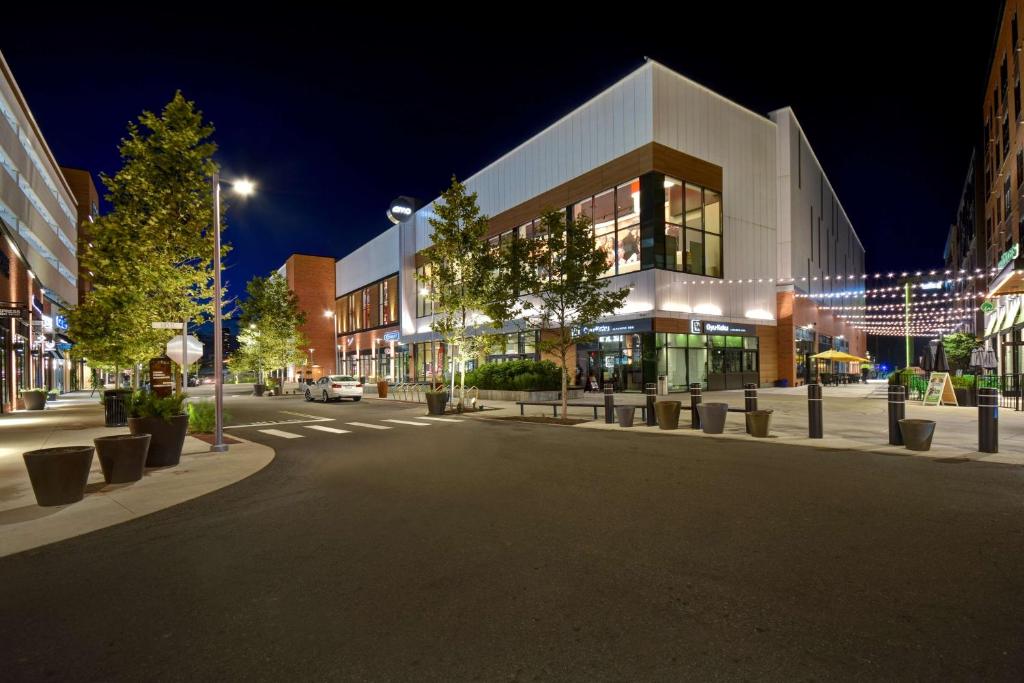 Home2 Suites By Hilton Boston South Bay photo 2
