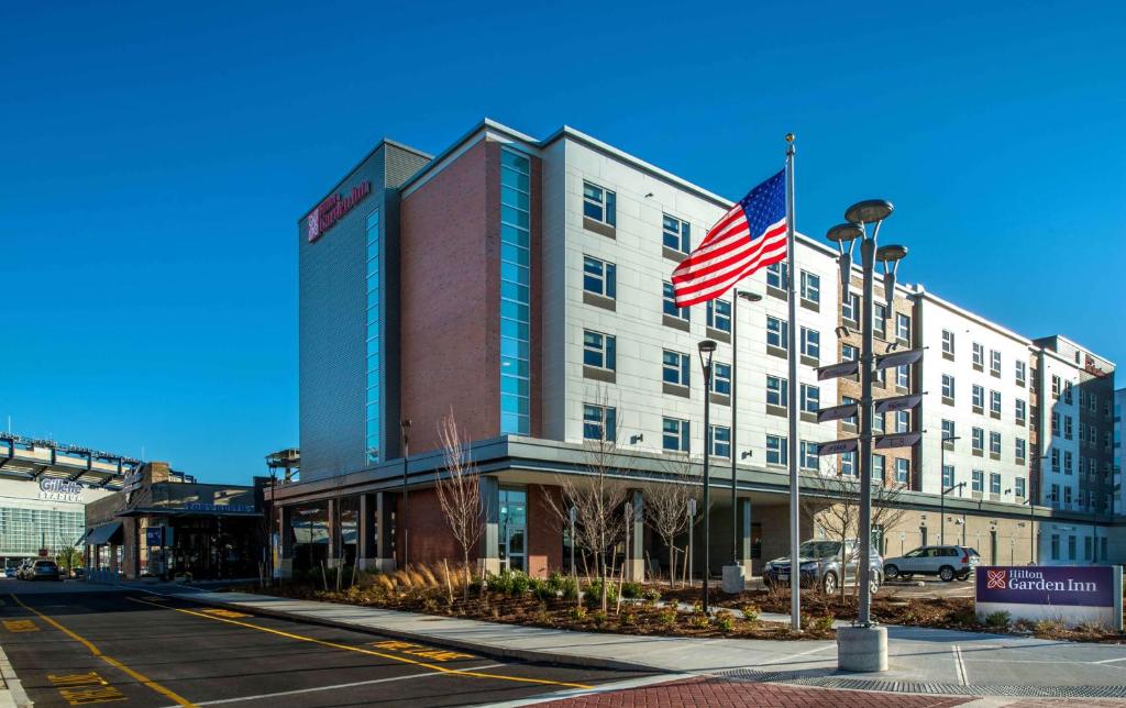Hilton Garden Inn Foxborough Patriot Place image