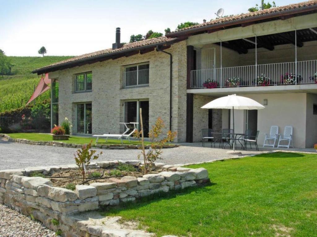 Ca' Mia - Casa vacanze nelle vigne del Barolo photo 1