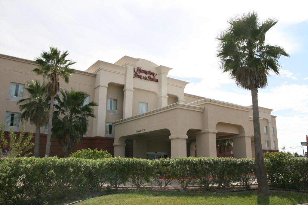 Hampton Inn & Suites Brownsville image