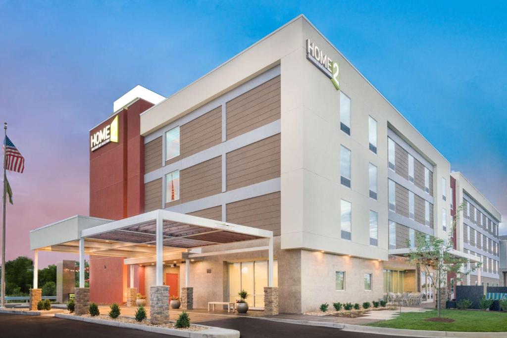 Home2 Suites by Hilton Bowling Green Hotel image