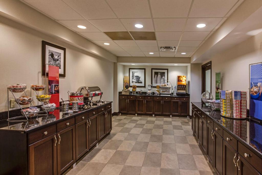 Hampton Inn Clearfield photo 4