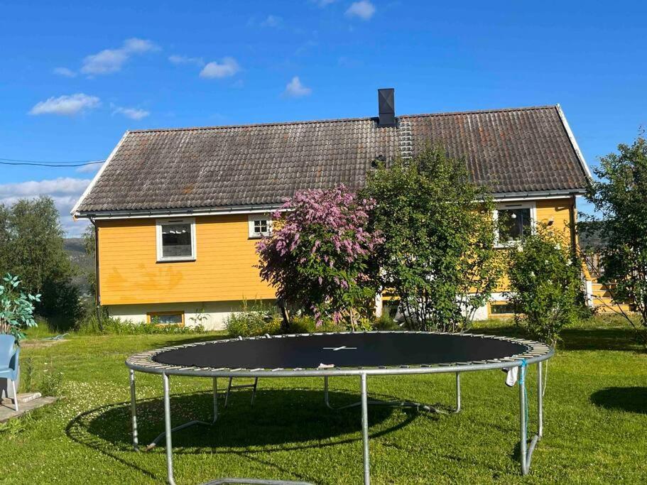 Hus med utsikt over Alta elva photo 3