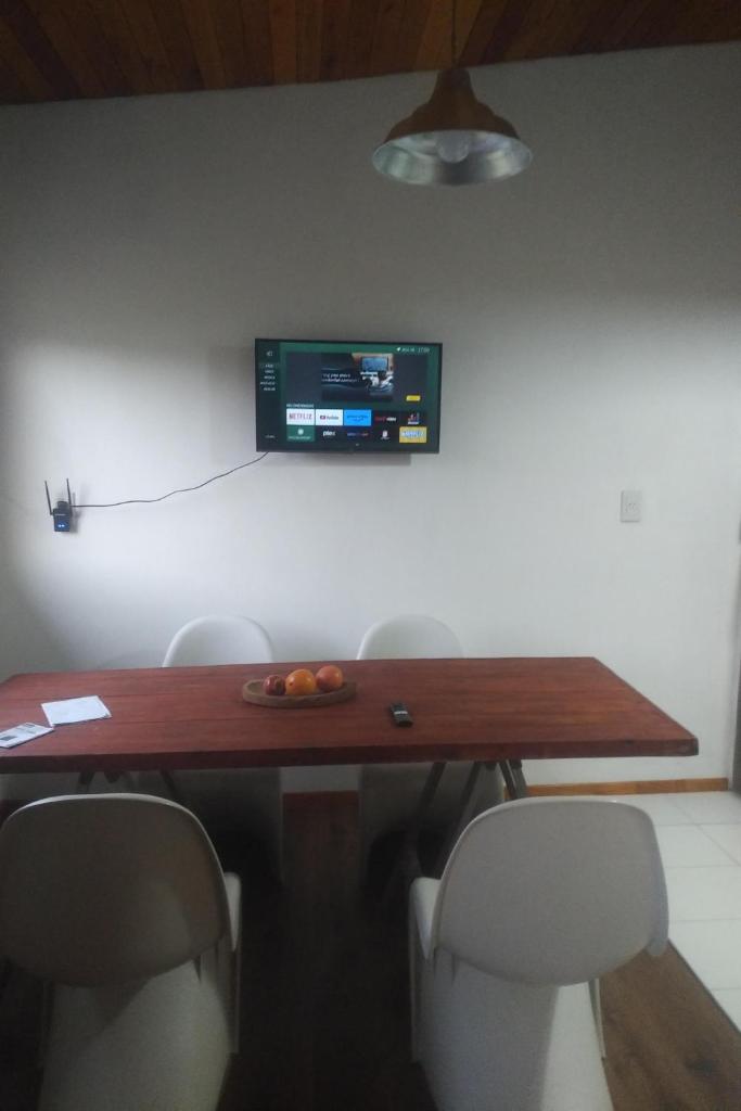 En Concordia, casa estilo industrial con amplio patio a 10 minutos de la plaza principal photo 1
