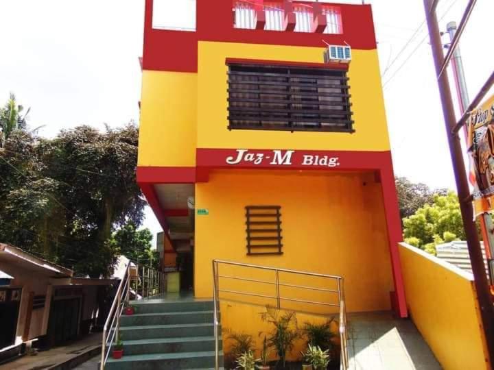 JAZ-M Pensionhouse - Tap to explore photos