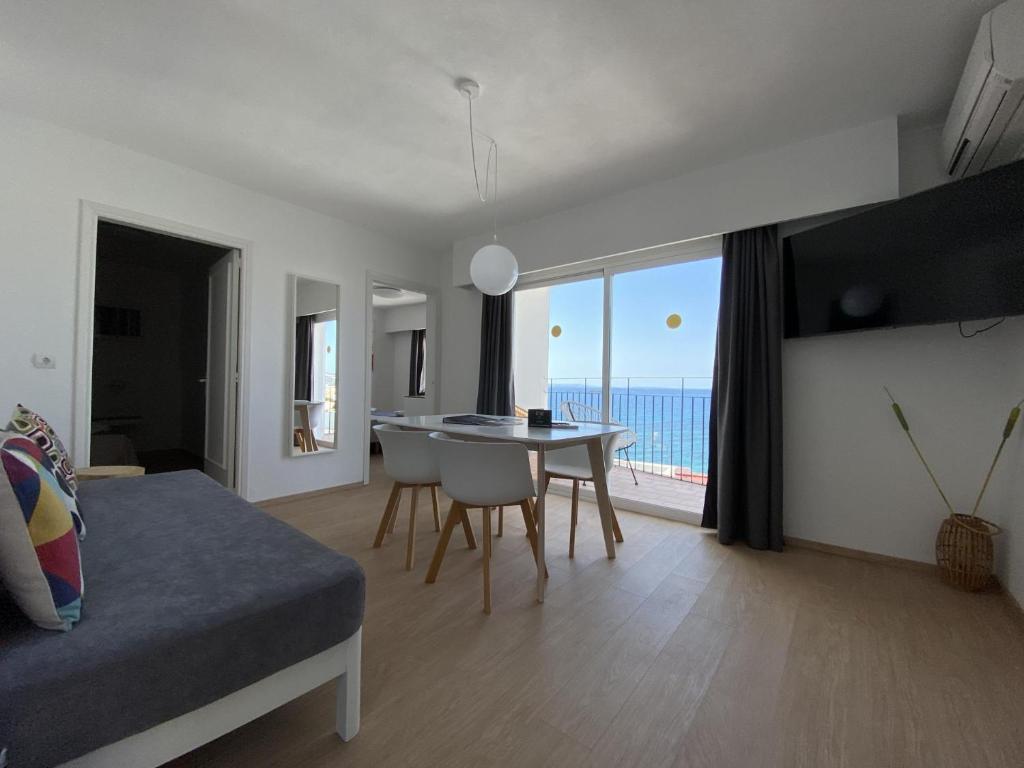 Hotel Cenit & Apts. Sol y Viento photo 4