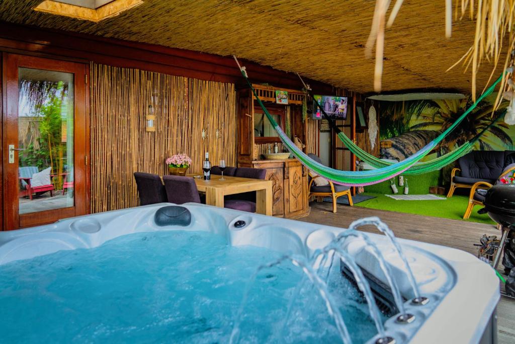 Drents Genieten - Kraaiheide met privé jacuzzi