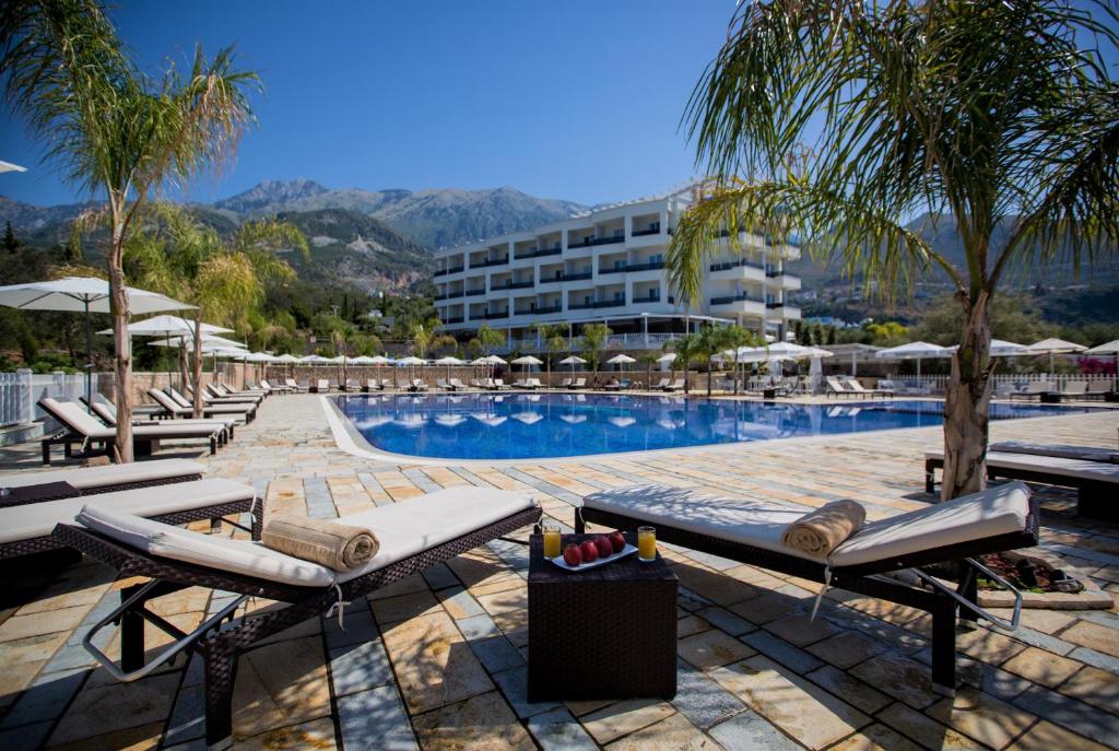 Elysium Hotel photo 4