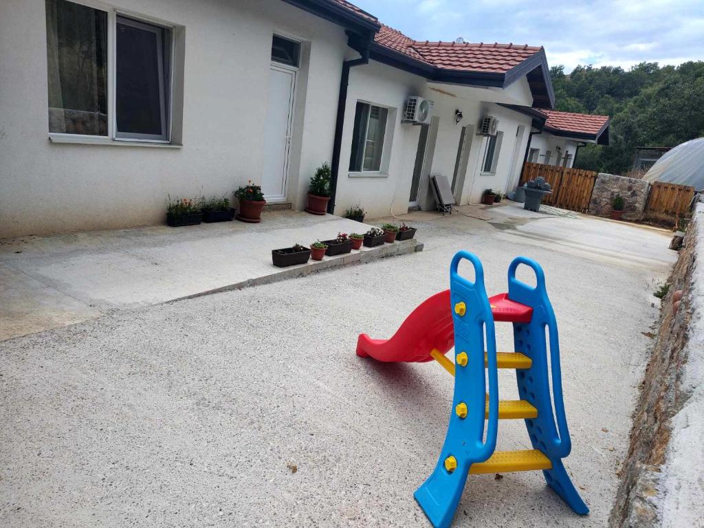 Lesnovo House Tomevski photo 2
